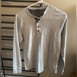 Levi’s Long Sleeve Henley